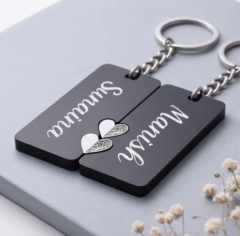 Personalised Split-Heart Matching Couple Keychains